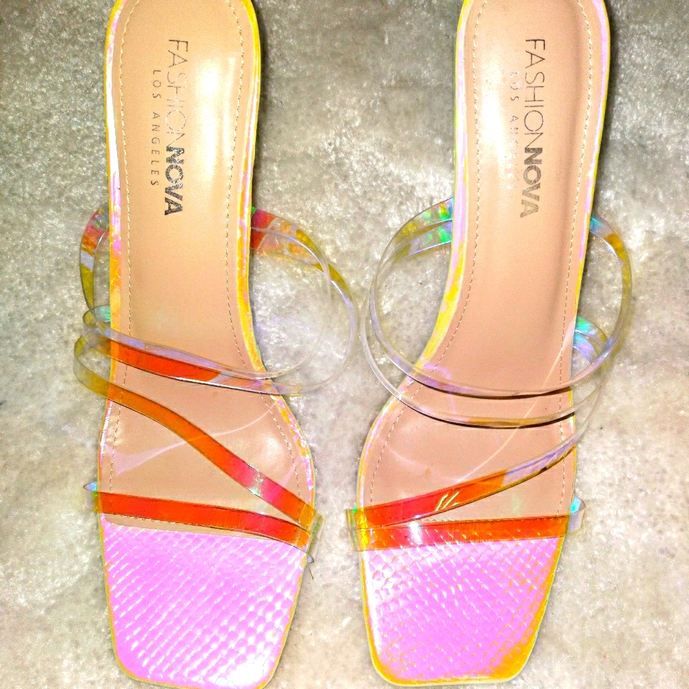 FASHION NOVA Los Angeles Iridescent Heels